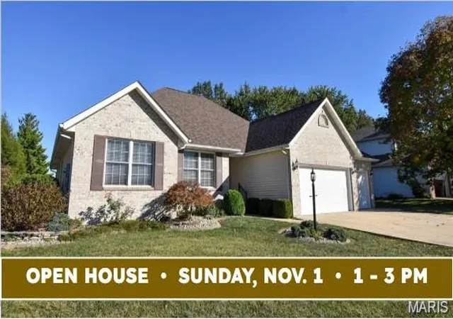 Single family home for sale at 723 Stonecreek Dr, Staunton, IL 62088 | MLS# MIS26064223