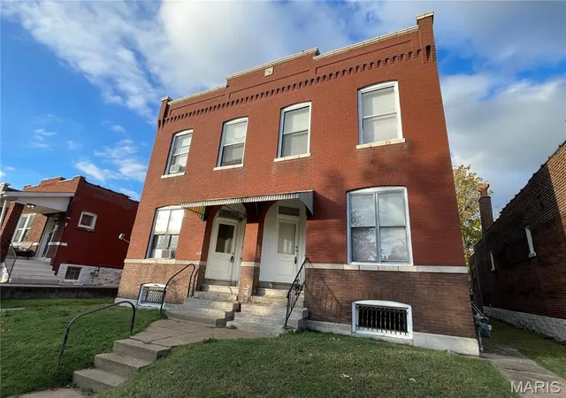 Photo 2 of Multi family home for sale at 3415 Dunnica Ave, Saint Louis, MO 63118 | MLS# MIS26064226 | Listing updated on 2026-10-05