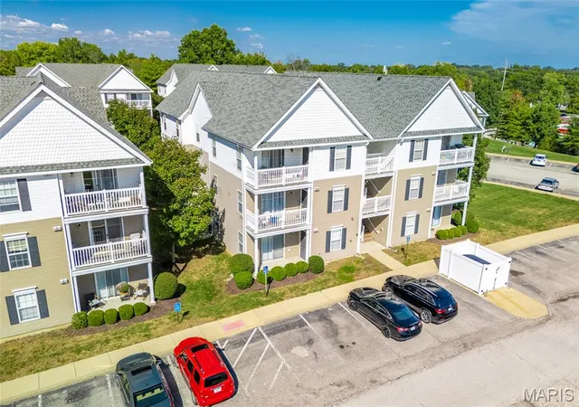 Photo 1 of Condo for sale at 9751 Newham Dr #11A, Saint Louis, MO 63123 | MLS# MIS26064234 | Listing updated on 2026-10-09