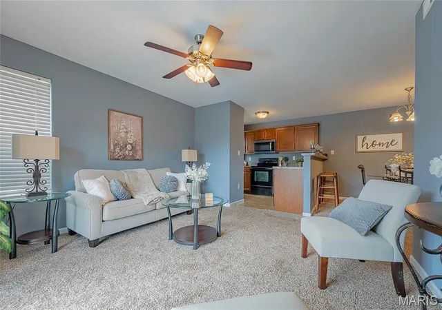 Listing Photo 5 - Condo for sale in building located at 9751 Newham Dr, St. Louis, MO 63123 - Unit #11A