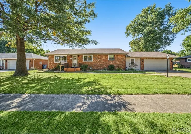Photo 50 of Single family home for sale at 2316 Saint Bernard Ave, Granite City, IL 62040 | MLS# MIS26064235 | Listing updated on 2026-10-27