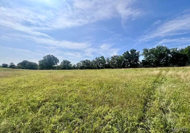 Photo 3 of Sale Pending at 000 Hwy Z, Houston, MO 65483 | MLS# MIS26064237 | Listing updated on 2026-10-06