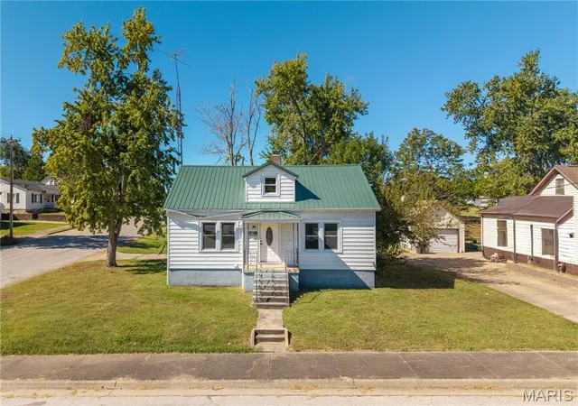 Photo 1 of Single family home for sale at 222 Church St, Perryville, MO 63775 | MLS# MIS26064275 | Listing updated on 2026-10-08