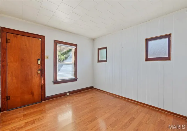 Photo 4 of Single family home for sale at 3517 Dix Ave, Saint Louis, MO 63114 | MLS# MIS26064277 | Listing updated on 2026-10-07