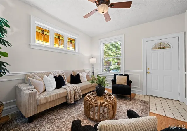 Photo 2 of Single family home for sale at 4819 Rhodes Ave, Saint Louis, MO 63116 | MLS# MIS26064278 | Listing updated on 2026-10-09