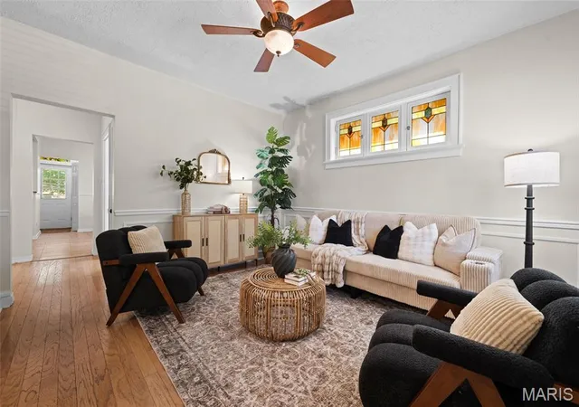 Photo 3 of Single family home for sale at 4819 Rhodes Ave, Saint Louis, MO 63116 | MLS# MIS26064278 | Listing updated on 2026-10-09
