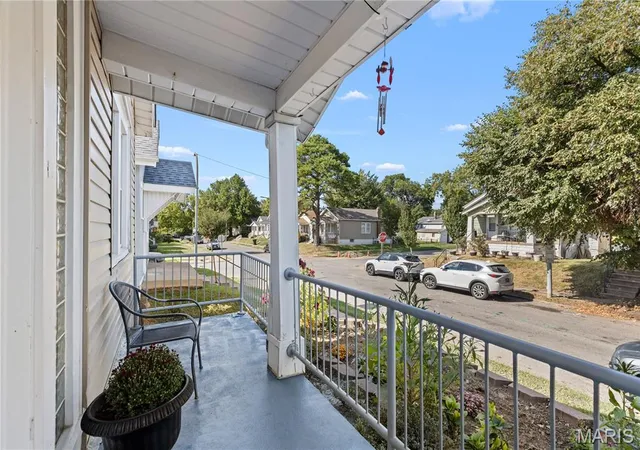 Photo 3 of Single family home for sale at 3828 Neosho St, Saint Louis, MO 63116 | MLS# MIS26064281 | Listing updated on 2026-10-09