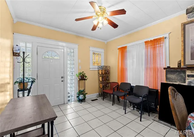 Photo 4 of Single family home for sale at 3828 Neosho St, Saint Louis, MO 63116 | MLS# MIS26064281 | Listing updated on 2026-10-09