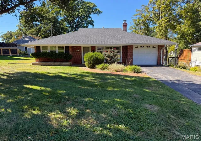Single family home for sale at 461 Clemens Ave, Saint Louis, MO 63122 | MLS# MIS26064283