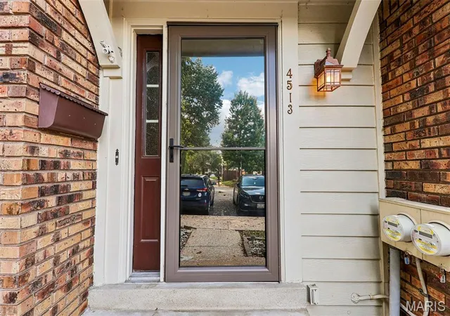 Photo 1 of Townhouse for sale at 4513 Pegasus Dr, Saint Louis, MO 63129 | MLS# MIS26064303 | Listing updated on 2026-10-19