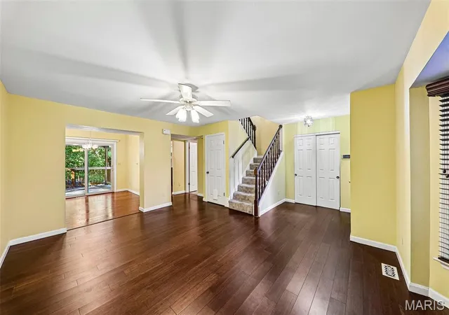 Photo 3 of Townhouse for sale at 4513 Pegasus Dr, Saint Louis, MO 63129 | MLS# MIS26064303 | Listing updated on 2026-10-19