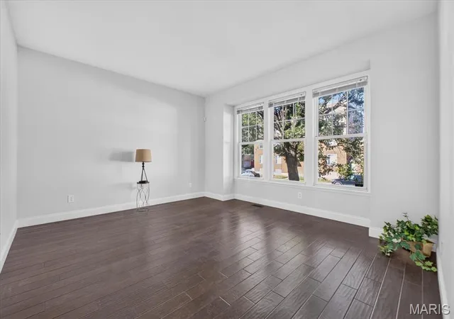 Photo 3 of Single family home for sale at 3220 Arsenal St, Saint Louis, MO 63118 | MLS# MIS26064307 | Listing updated on 2026-10-28