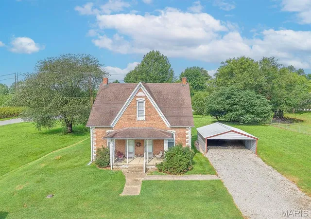 Photo 2 of Single family home for sale at 511 S Chester St, Sparta, IL 62286 | MLS# MIS26064308 | Listing updated on 2026-10-19