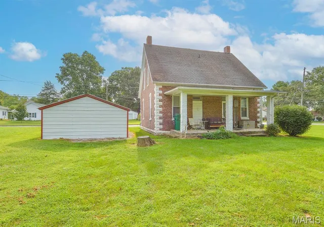 Photo 4 of Single family home for sale at 511 S Chester St, Sparta, IL 62286 | MLS# MIS26064308 | Listing updated on 2026-10-19