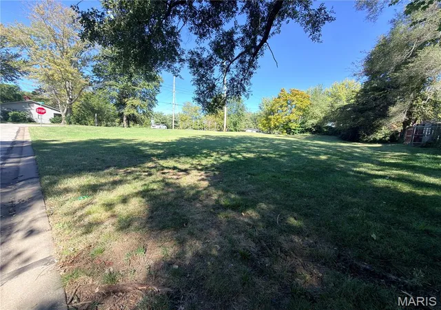 Photo 1 of Land for sale at 241 Manning Ave, Saint Louis, MO 63135 | MLS# MIS26064309 | Listing updated on 2026-10-06