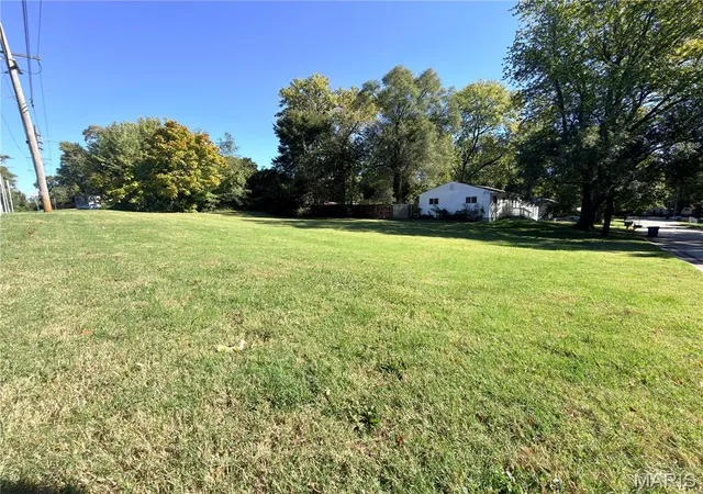 Photo 4 of Land for sale at 241 Manning Ave, Saint Louis, MO 63135 | MLS# MIS26064309 | Listing updated on 2026-10-06