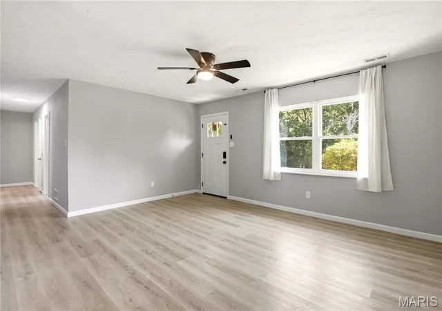 Photo 2 of Single family home for sale at 7931 White Oak Dr, Dittmer, MO 63023 | MLS# MIS26064313 | Listing updated on 2026-10-08