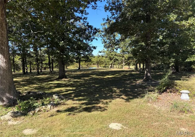 Photo 4 of Single family home for sale at 3031 Oak Hvn Ln, Bourbon, MO 65441 | MLS# MIS26064338 | Listing updated on 2026-10-07