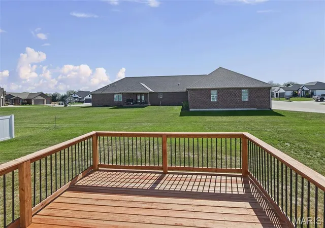 Photo 4 of Single family home for sale at 8442 Herrick Park Dr, Troy, IL 62294 | MLS# MIS26064344 | Listing updated on 2026-10-07