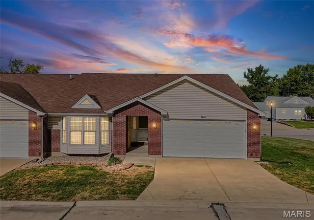 Photo 1 of Single family home for sale at 2006 Chapel Hl Xing, Saint Peters, MO 63376 | MLS# MIS26064350 | Listing updated on 2026-10-19