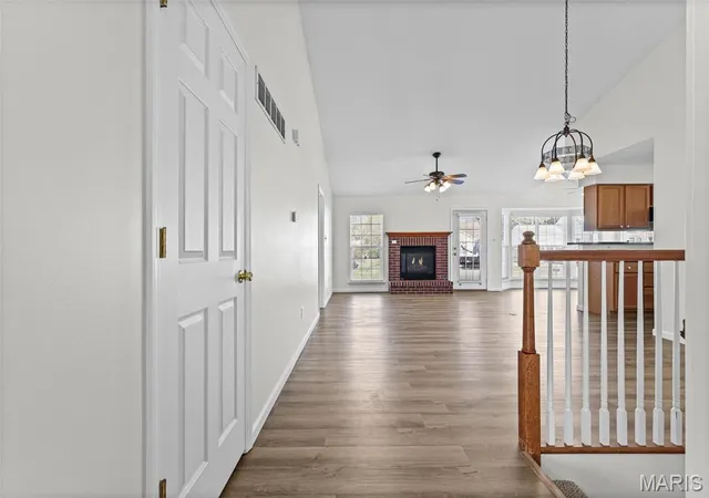 Photo 4 of House for sale at 2006 Chapel Hl Xing, Saint Peters, MO 63376 | MLS# MIS26064350 | Listing updated on 2026-10-19