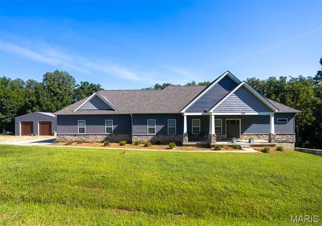 Photo 1 of Sale Pending at 3239 Frontier Rd, Festus, MO 63028 | MLS# MIS26064366 | Listing updated on 2026-10-20