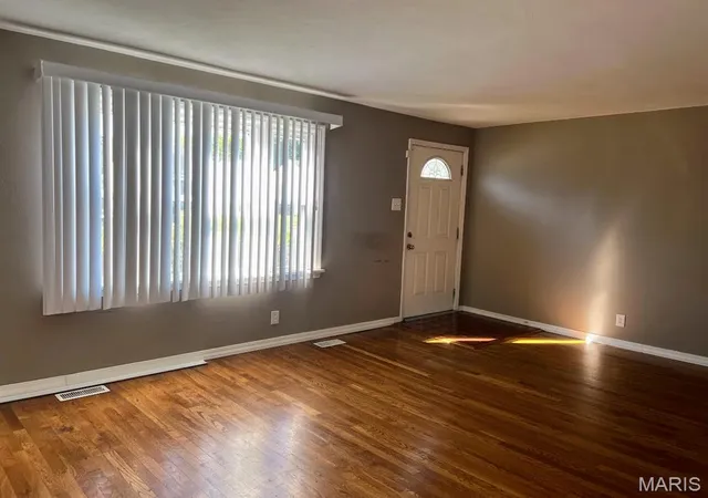 Photo 2 of Single family home for sale at 9635 Echo Ln, Saint Louis, MO 63114 | MLS# MIS26064384 | Listing updated on 2026-10-07