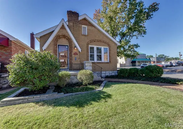 Photo 2 of Single family home for sale at 5748 Devonshire Ave, Saint Louis, MO 63109 | MLS# MIS26064390 | Listing updated on 2026-10-19