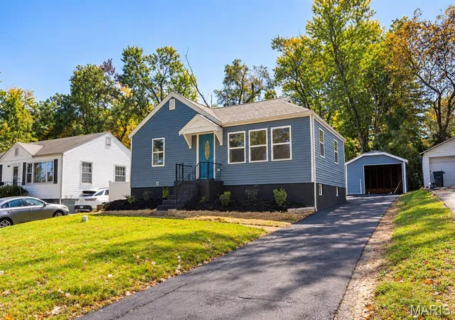 Photo 2 of Single family home for sale at 7948 Monroe Dr, Saint Louis, MO 63133 | MLS# MIS26064395 | Listing updated on 2026-10-06