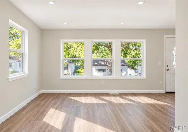 Photo 3 of Single family home for sale at 7948 Monroe Dr, Saint Louis, MO 63133 | MLS# MIS26064395 | Listing updated on 2026-10-06