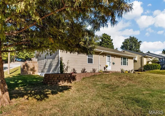 Photo 1 of Single family home for sale at 6541 Clifton Hills Dr, Saint Louis, MO 63139 | MLS# MIS26064402 | Listing updated on 2026-10-08