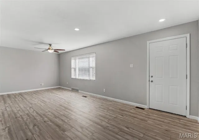 Photo 3 of Single family home for sale at 6541 Clifton Hills Dr, Saint Louis, MO 63139 | MLS# MIS26064402 | Listing updated on 2026-10-08