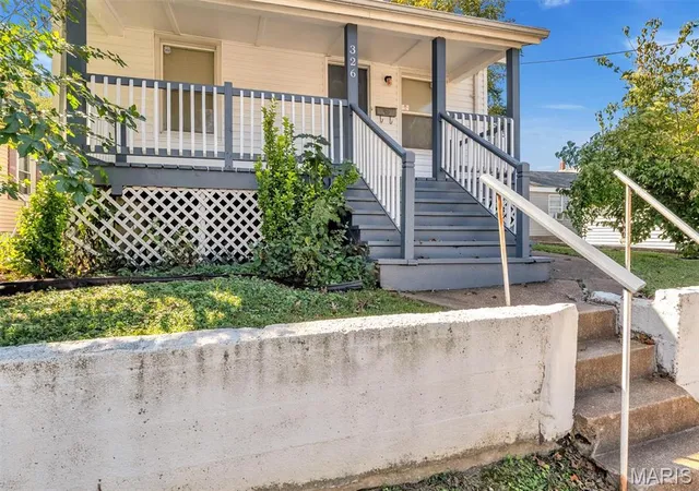 Photo 3 of Single family home for sale at 326 Lenhardt Ave, Saint Louis, MO 63125 | MLS# MIS26064407 | Listing updated on 2026-10-08