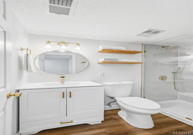 Photo 3 of Condo for sale at 1410 Heritage Landing #106, Saint Charles, MO 63303 | MLS# MIS26064408 | Listing updated on 2026-10-09
