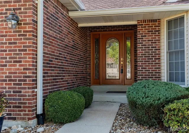 Photo 1 of House for sale at 5401 Heather Blf Ct, Saint Louis, MO 63128 | MLS# MIS26064427 | Listing updated on 2026-10-08