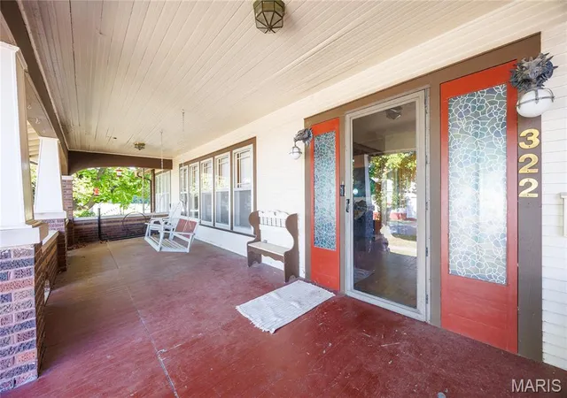 Photo 2 of Single family home for sale at 322 E Main St, Brownstown, IL 62418 | MLS# MIS26064434 | Listing updated on 2026-10-16