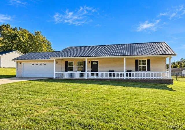Photo 1 of Single family home for sale at 802 Englehart Ln, Marble Hill, MO 63764 | MLS# MIS26064437 | Listing updated on 2026-10-12