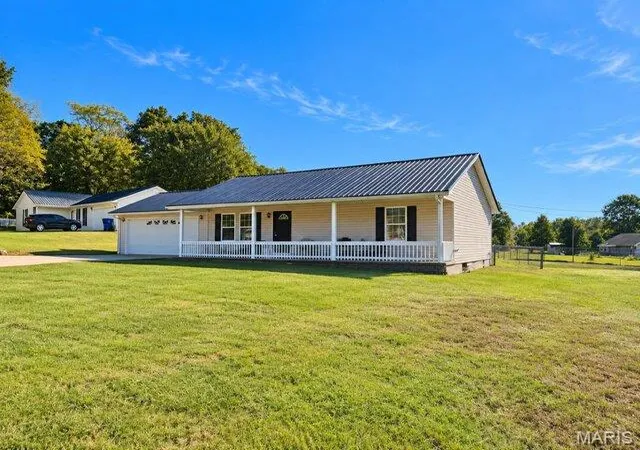 Photo 2 of Single family home for sale at 802 Englehart Ln, Marble Hill, MO 63764 | MLS# MIS26064437 | Listing updated on 2026-10-12