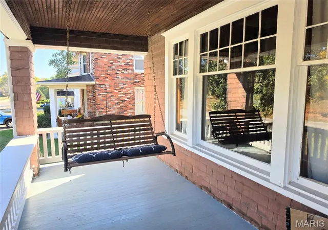 Photo 2 of Single family home for sale at 502 School St, Hillsboro, IL 62049 | MLS# MIS26064439 | Listing updated on 2026-10-29
