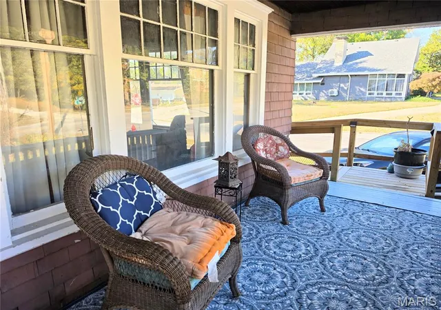 Photo 3 of Single family home for sale at 502 School St, Hillsboro, IL 62049 | MLS# MIS26064439 | Listing updated on 2026-10-29