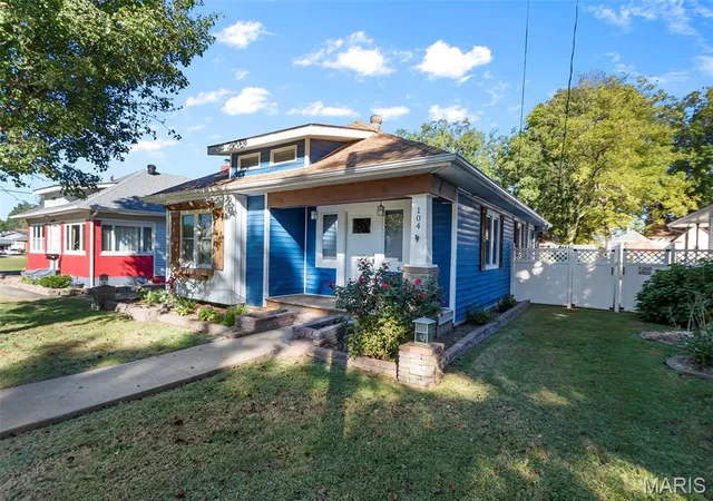 Photo 3 of Single family home for sale at 104 Washington Ave, Scott City, MO 63780 | MLS# MIS26064441 | Listing updated on 2026-10-07