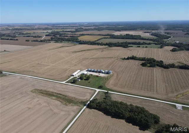 Photo 1 of Sale Pending at 15292 County Line Rd, Monroe City, MO 63456 | MLS# MIS26064451 | Listing updated on 2026-10-07