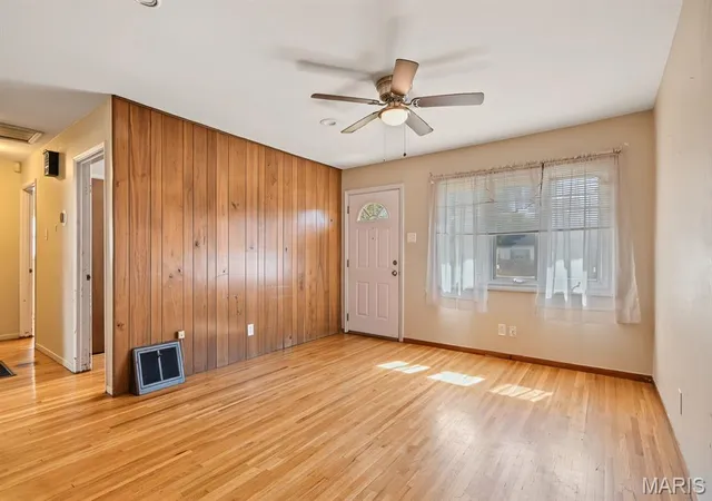 Photo 3 of Single family home for sale at 445 Shepley Dr, Saint Louis, MO 63137 | MLS# MIS26064453 | Listing updated on 2026-10-09