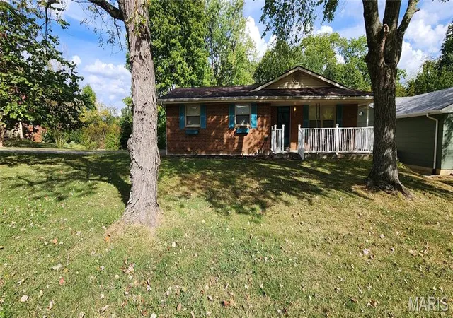 Photo 2 of Single family home for sale at 2020 Steven Dr, Cape Girardeau, MO 63701 | MLS# MIS26064455 | Listing updated on 2026-10-06