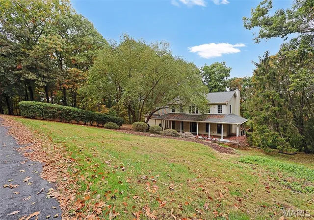 Single family home for sale at 229 Quail Run Dr, Defiance, MO 63341 | MLS# MIS26064475