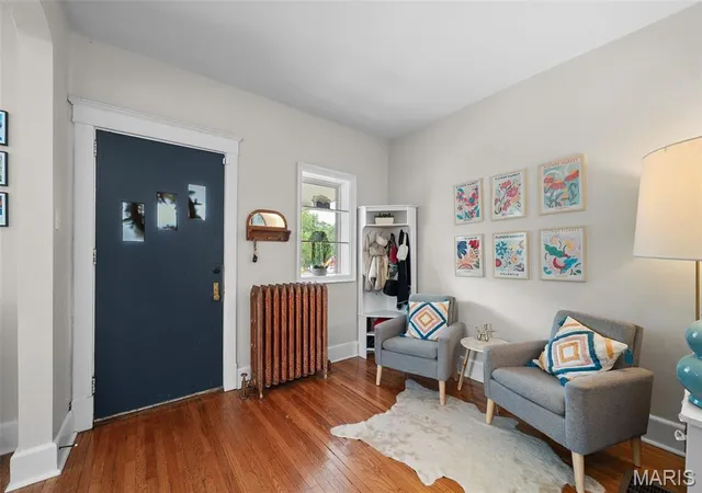 Photo 3 of Sale Pending at 545 Marshall Ave, Saint Louis, MO 63119 | MLS# MIS26064482 | Listing updated on 2026-10-19