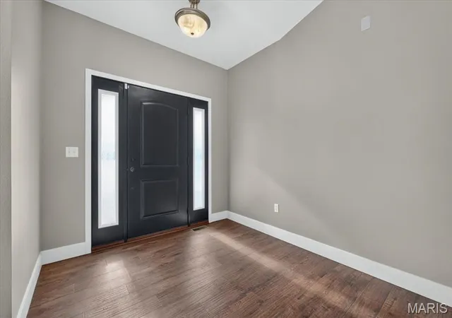 Photo 4 of Single family home for sale at 1309 Hollander Ct, O Fallon, IL 62269 | MLS# MIS26064483 | Listing updated on 2026-10-22