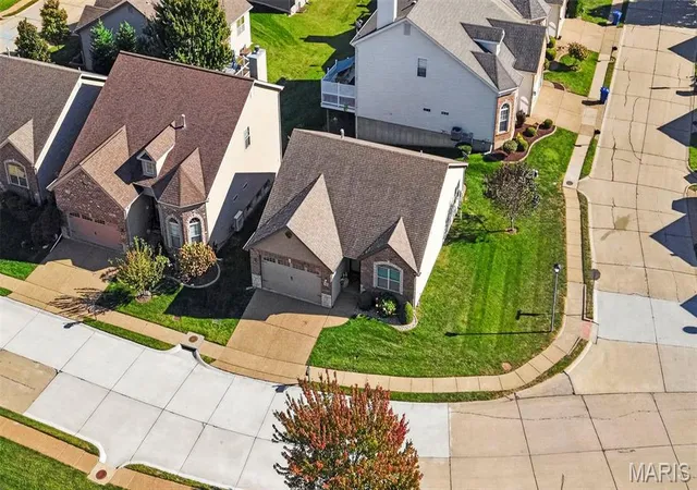 Photo 3 of House for sale at 106 Blue Water Dr, Saint Peters, MO 63366 | MLS# MIS26064490 | Listing updated on 2026-10-17