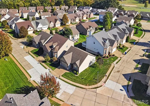 Photo 4 of House for sale at 106 Blue Water Dr, Saint Peters, MO 63366 | MLS# MIS26064490 | Listing updated on 2026-10-17