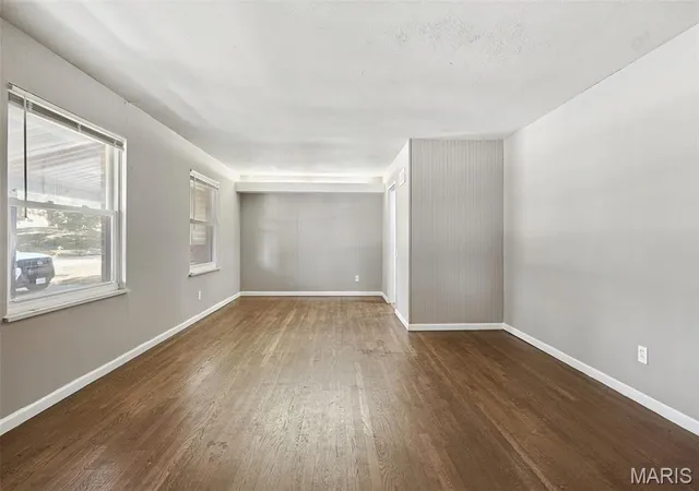 Photo 2 of Single family home for sale at 11038 Saginaw Dr, Saint Louis, MO 63136 | MLS# MIS26064493 | Listing updated on 2026-10-11